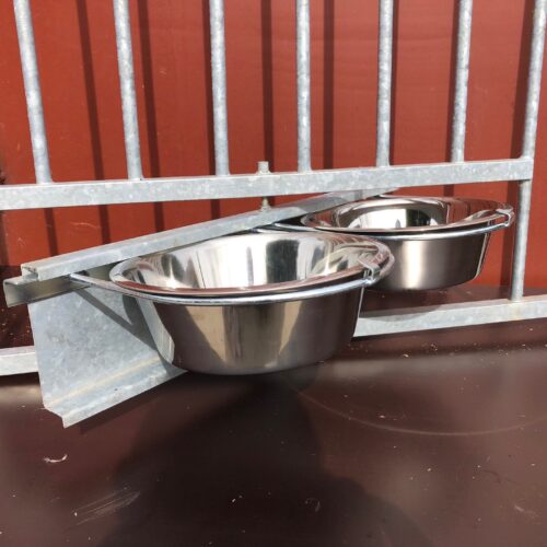 Individual Swing Feeder Gated Panel